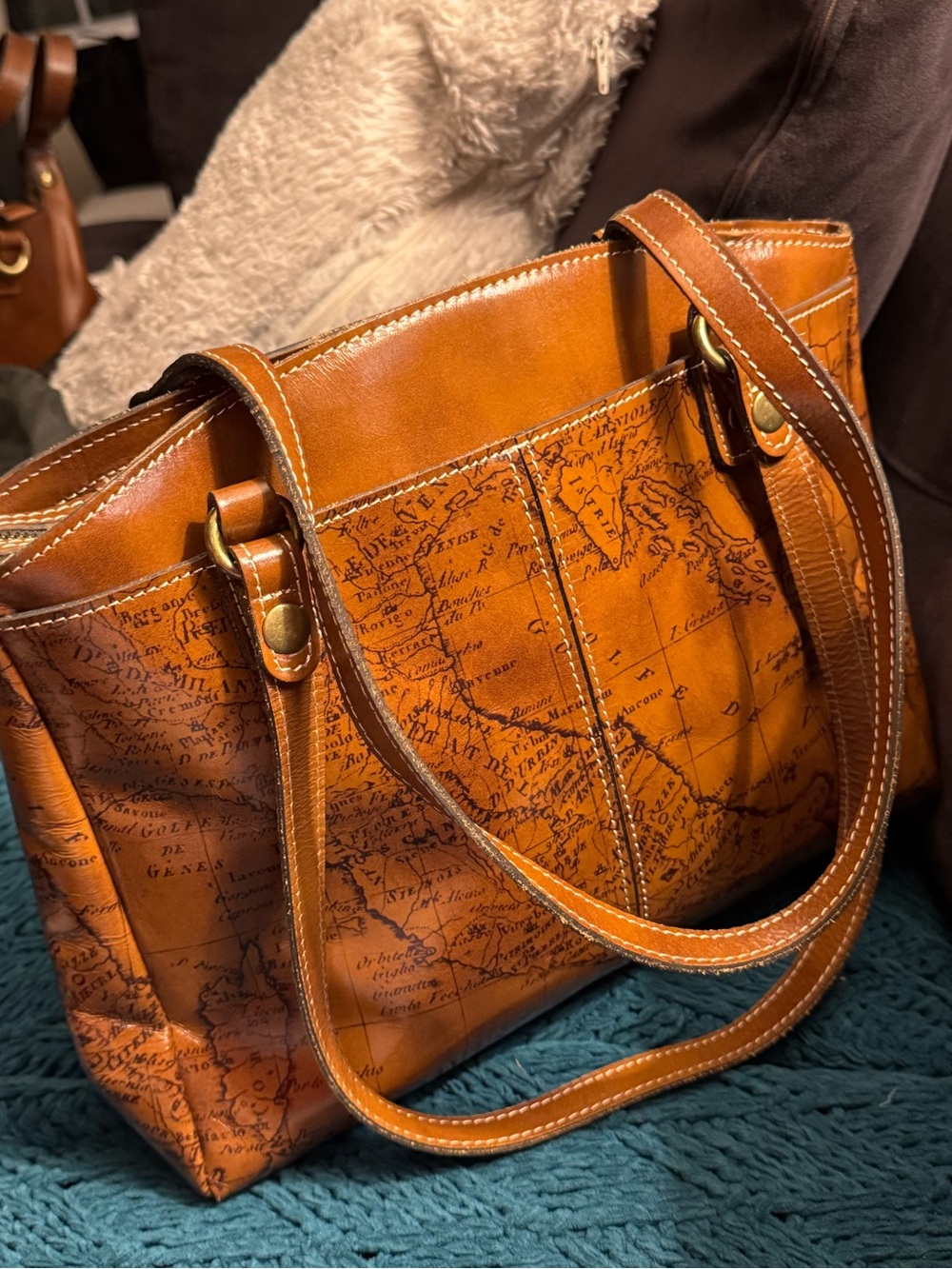Patricia Nash Poppy Signature Vintage Map Tooled Leather Satchel - Picture 6 of 9